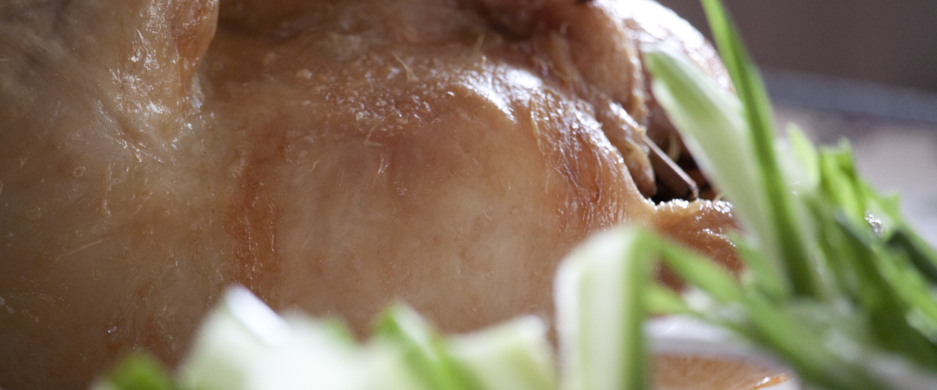 Aromatic Chicken With Pancake And BBQ Sauce